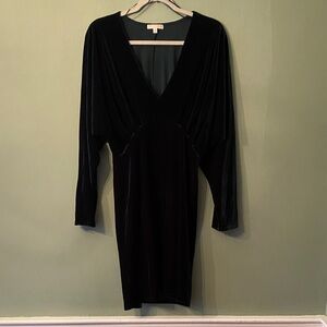 Elegant Dark Green Velvet Dress